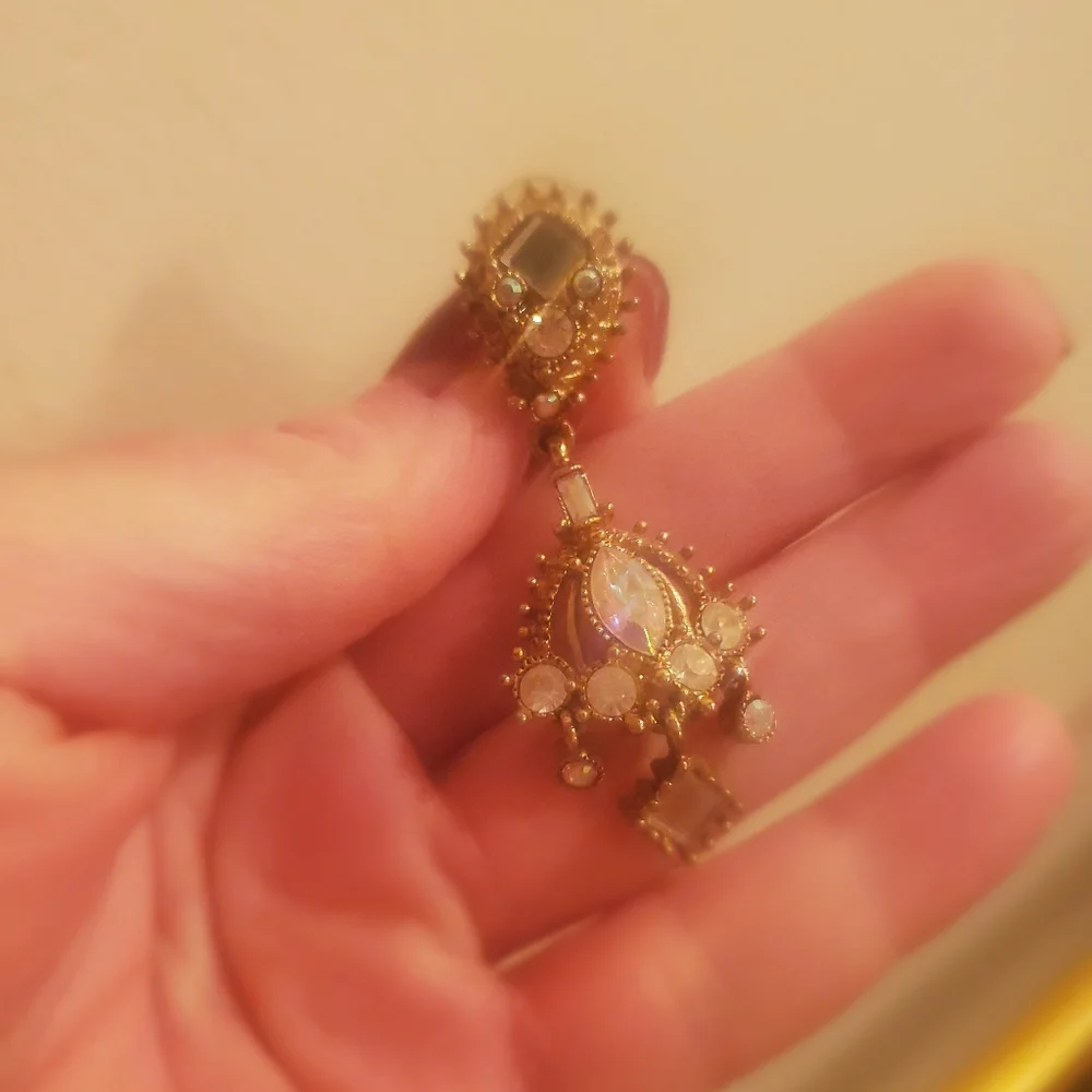 GLAM earrings - Picture 2 of 4